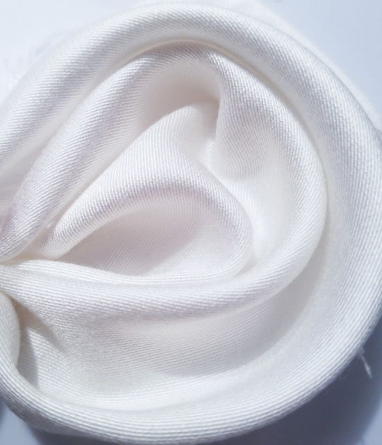 Lotus Silk ⋆ Samatoa Lotus Textiles ⋆ A delicate blend of lotus and silk